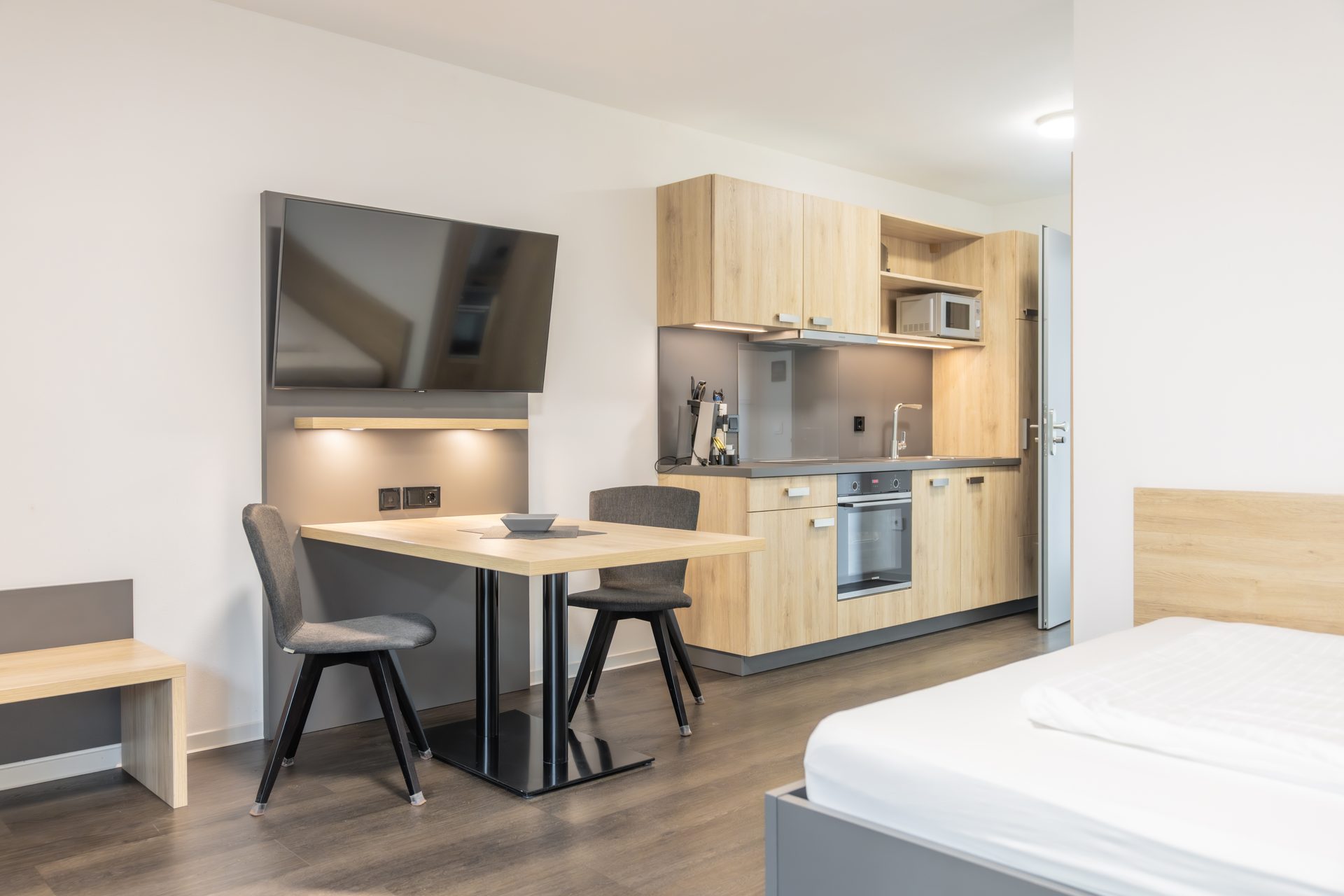 Basic-Apartment 3, Einzelzimmer, Boardinghouse Karlsdorf-Neuthard